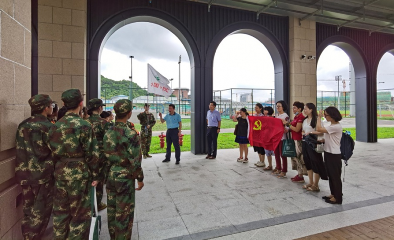 yl6809永利官网党委书记黄山慰问勉励2020级新生